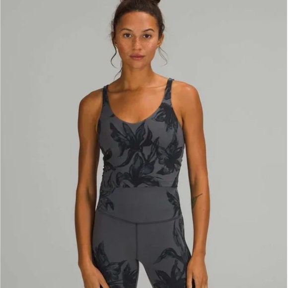 Lululemon grey and black-botanical bloom align tank - Picture 4 of 4